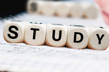 2018年初級(jí)會(huì)計(jì)職稱考試各批次試題有什么不同？