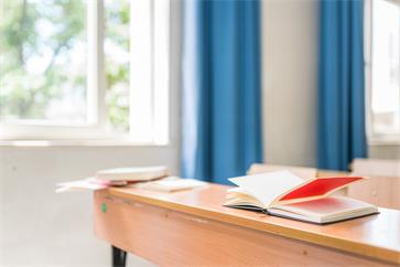 中級(jí)會(huì)計(jì)一年過三科