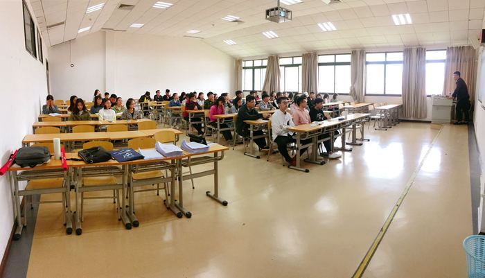 初級會計活動現(xiàn)場