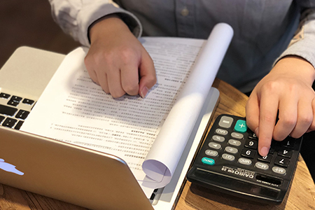 新疆稅務(wù)師補(bǔ)報(bào)名時(shí)間截止于哪一天？