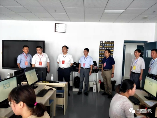 考試現(xiàn)場圖片 考試現(xiàn)場圖片